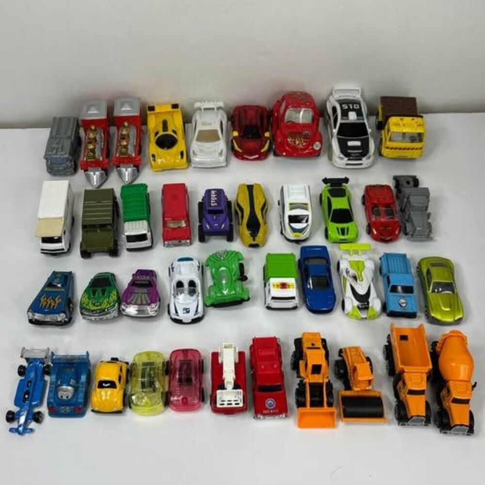 40 Unbranded Plastic Cars Lot Construction Train Race Car Military Truck Van